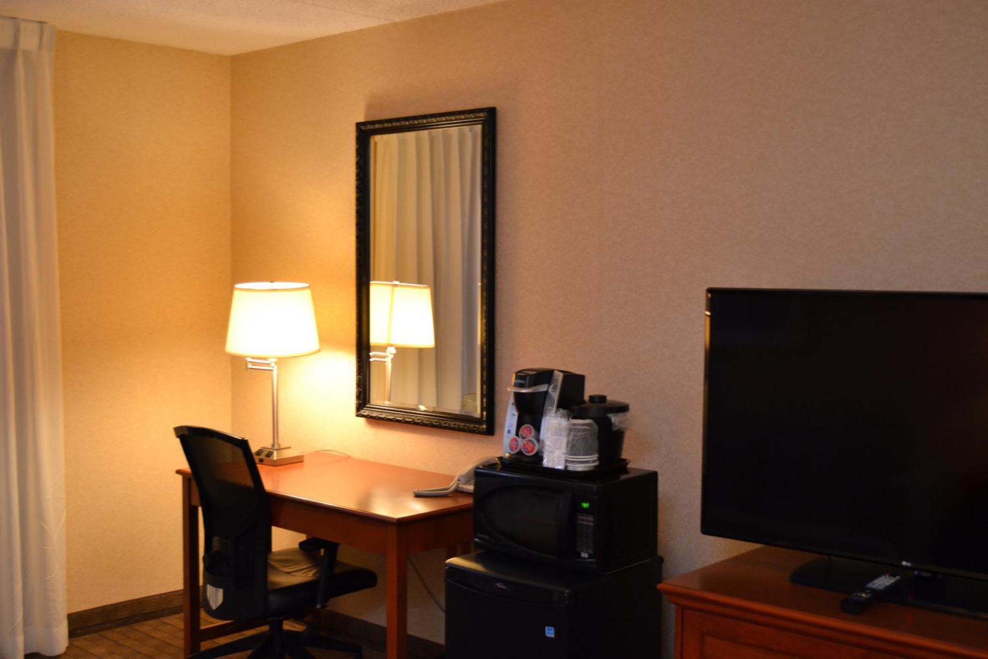 Amenida Residences, YYC Esterno foto